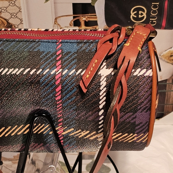 Dooney & Bourke Windsor Barrel Bag - Picture 8 of 10